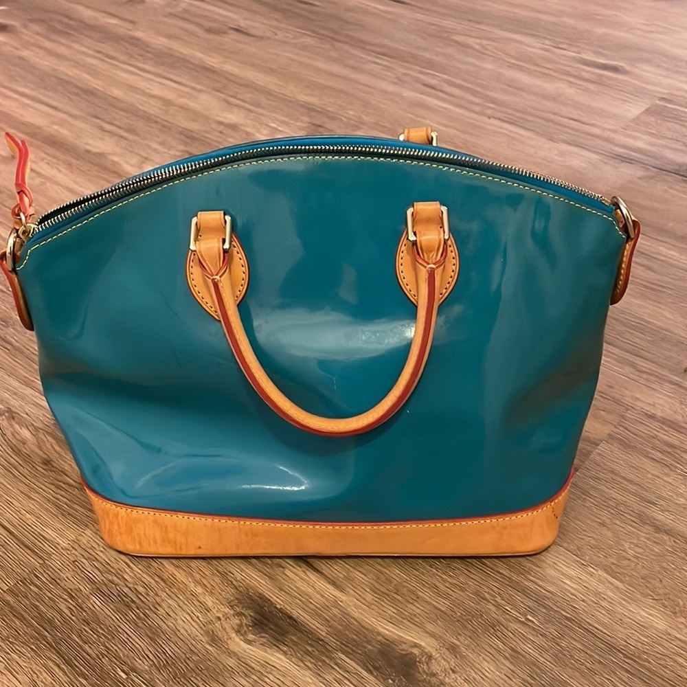 Dooney & Bourke hand bag - Picture 2 of 9